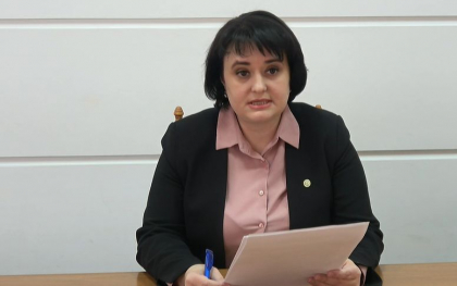 Doua mii de ecrane de protectie pentru medici - produse de studentii a doua universitati din capitala