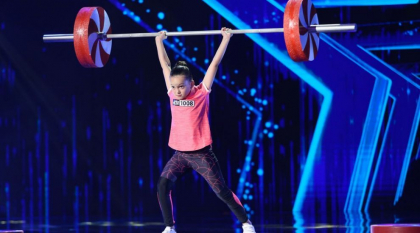 Romanii au talent 2020: Amelia Calin, fetita de 9 ani care a impresionat juriul cu forta ei - VIDEO
