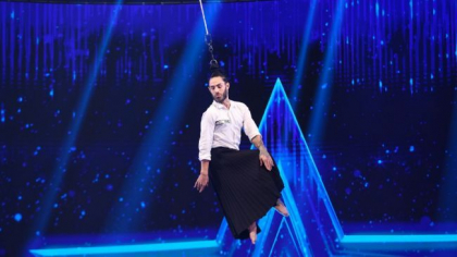 Romanii au talent 2020: Mauricio Cugat-Desole, artistul care a dansat in aer, sustinut de propriul par Romanii au talent 2020: Mauricio Cugat-Desole, artistul care a dansat in aer, sustinut de propriul par