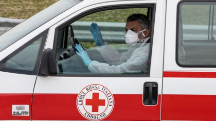 Cum salveaza un medic italian pacientii bolnavi de cancer din calea Covid-19
