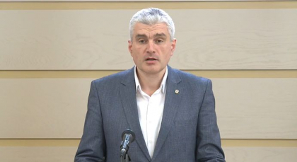 PPDA contesta angajarea raspunderii Guvernului Chicu. Declaratiile facute de Alexandru Slusari: "Pe langa combaterea coronavirusului sunt implementate alte coronascheme" PPDA contesta angajarea raspunderii Guvernului Chicu. Declaratiile facute de Alexandru Slusari: "Pe langa combaterea coronavirusului sunt implementate alte coronascheme"