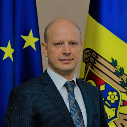 Directorul Autoritatatii Aeronautice Civile continua sa lucreze si spune ca nu intentioneaza sa demisioneze asa cum iar fi cerut ministrul Economiei Directorul Autoritatatii Aeronautice Civile continua sa lucreze si spune ca nu intentioneaza sa demisioneze asa cum iar fi cerut ministrul Economiei