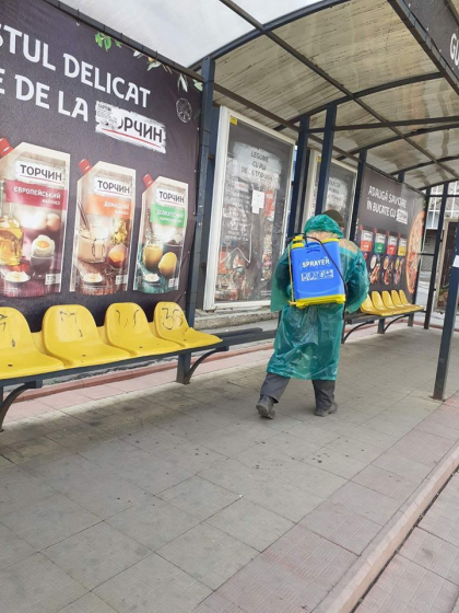 Cum sunt dezinfectate spatiile publice din capitala - GALERIE FOTO