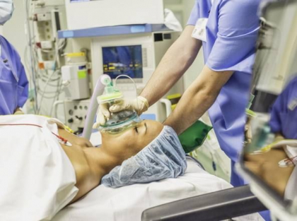 Medic: Republica Moldova - unica tara care nu dispune de tuburi de intubare de unica folosinta. "A murit pacientul, tubul e sterilizat in oleaca de perhidrol, si il intubam pe urmatorul" Medic: Republica Moldova - unica tara care nu dispune de tuburi de intubare de unica folosinta. "A murit pacientul, tubul e sterilizat in oleaca de perhidrol, si il intubam pe urmatorul"