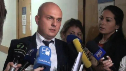 Un procuror cercetat pentru amestec in urmarirea penala la investigarea fraudei bancare tinteste functia de judecator. A fost vizat in anchetele CIJM - Anticoruptie.md