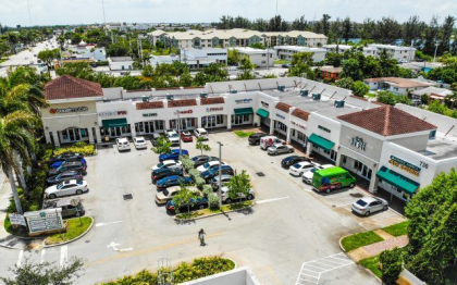 Un italian si o moldoveanca, plecati in urma cu patru ani intr-o calatorie in jurul lumii, au ramas blocati intr-o parcare din Florida din cauza pandemiei de coronavirus