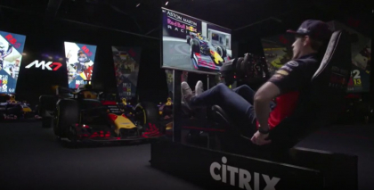 Max Verstappen a urcat pe podium, insa de data aceasta pe o cursa virtuala Max Verstappen a urcat pe podium, insa de data aceasta pe o cursa virtuala
