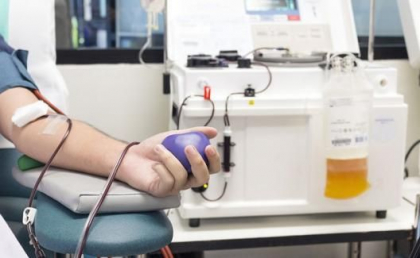 Plasma sanguina a unui singur pacient vindecat de COVID-19 poate contribui la tratarea a cel putin trei bolnavi in stare grava Plasma sanguina a unui singur pacient vindecat de COVID-19 poate contribui la tratarea a cel putin trei bolnavi in stare grava