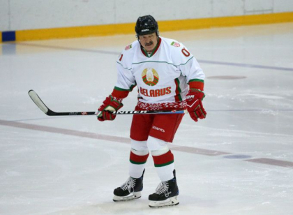 Lukasenko spune ca lumea ar fi trebuit sa urmeze modelul belarus de abordare a pandemiei: ”Toti au inceput sa rada de mine” Lukasenko spune ca lumea ar fi trebuit sa urmeze modelul belarus de abordare a pandemiei: ”Toti au inceput sa rada de mine”