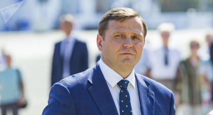 Andrei Nastase il acuza pe Igor Dodon de control asupra Curtii Constitutionale: "Nu te mai juca cu focul, te vei frige rau de tot" Andrei Nastase il acuza pe Igor Dodon de control asupra Curtii Constitutionale: "Nu te mai juca cu focul, te vei frige rau de tot"