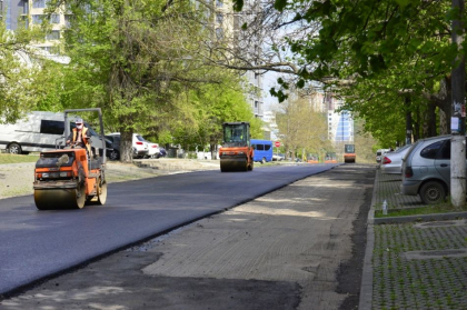In plina pandemie, primaria s-a apucat sa repare o strada din sectorul Rascani al capitalei: se vor cheltui 7 milioane de lei In plina pandemie, primaria s-a apucat sa repare o strada din sectorul Rascani al capitalei: se vor cheltui 7 milioane de lei