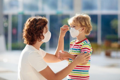 Studiu: Copiii, putin probabil sa transmita coronavirusul intre ei sau adultilor Studiu: Copiii, putin probabil sa transmita coronavirusul intre ei sau adultilor