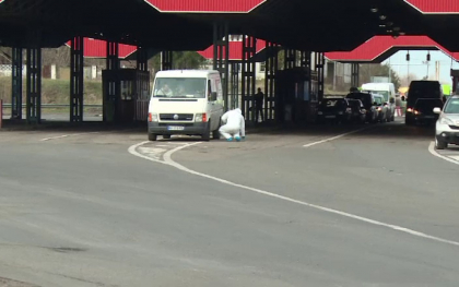 Un moldovean a fost transportat la spital imediat dupa ce a intrat in tara: avea febra. Cate persoane au intrat in tara in ultimele 24 de ore