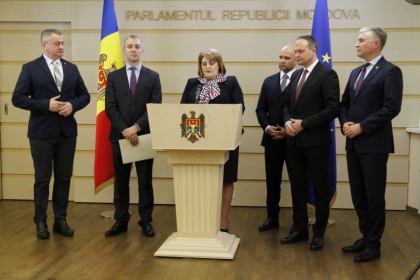 Grupul PRO Moldova va cere Curtii Constitutionale sa revizuiasca legea din constitutie care se refera la instituirea starii de urgenta - VIDEO