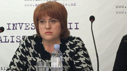 Declaratiile presedintelui Curtii Constitutionale, privind presiunile din partea politicienilor asupra judecatorilor: "Situatia este tensionata". Domnica Manole spune ca se va adresa Comisiei de la Venetia