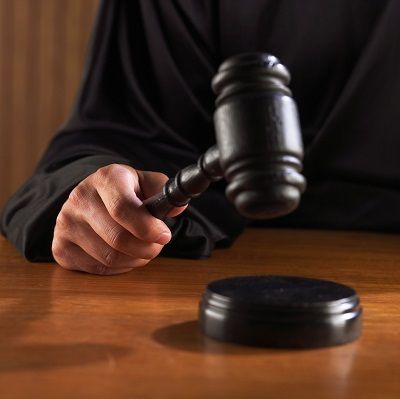Asa cum a anuntat, Sergiu Litvinenco a cerut recuzarea judecatorului Eduard Ababei de la examinarea sesizarilor pe marginea Acordului de imprumut. Cum si-a motivat cererea Asa cum a anuntat, Sergiu Litvinenco a cerut recuzarea judecatorului Eduard Ababei de la examinarea sesizarilor pe marginea Acordului de imprumut. Cum si-a motivat cererea
