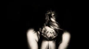 Droga si impunea minore sa se prostitueze. O adolescenta din capitala, plasata in arest pentru 25 de zile: risca 12 ani de puscarie 