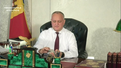 Stop cadru. "Domn' Dodon, unde-i miliardul?" Cum raspunde seful statului, in direct, la intrebarea unui internaut - VIDEO Stop cadru. "Domn' Dodon, unde-i miliardul?" Cum raspunde seful statului, in direct, la intrebarea unui internaut - VIDEO