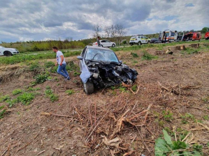 Soferul care a provocat accidentul de la Panasesti, in care au murit un barbat si un copil de 2 ani, plasat in arest pentru 15 zile 