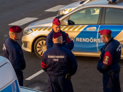 Caz socant in Ungaria. A fost retinut de politie pentru un mesaj pe Facebook Caz socant in Ungaria. A fost retinut de politie pentru un mesaj pe Facebook