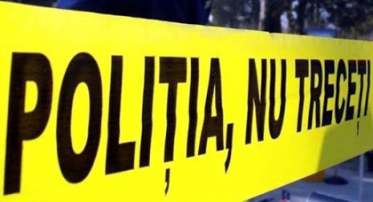 Omor cu sange rece la Criuleni. Un barbat si-a omorat concubina in propria casa, dupa care a anuntat un prieten. Ce spun oamenii legii