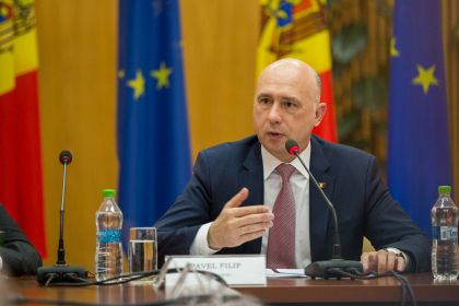 Reactia lui Pavel Filip, dupa plecarea altor doi deputati din PD la grupul parlamentar Pro Moldova: "Le uram succes in echipa hotilor de miliarde!" Reactia lui Pavel Filip, dupa plecarea altor doi deputati din PD la grupul parlamentar Pro Moldova: "Le uram succes in echipa hotilor de miliarde!"