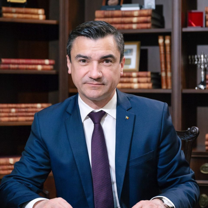 Primarul de Iasi: "Nu suntem suparati, domnule Chicu, chiar daca ne-am imbolnavit medicii, ingrijind pe ai nostri. Si stiti de ce? Pentru ca nu va dura foarte mult si dvs n-o sa mai fiti nimic"