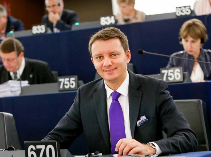 O noua postare in adresa RM de la europarlamentarul Siegfried Muresan, dupa scandalul cu Ion Chicu: "Speram ca autoritatile de la Chisinau sa nu fie un obstacol" O noua postare in adresa RM de la europarlamentarul Siegfried Muresan, dupa scandalul cu Ion Chicu: "Speram ca autoritatile de la Chisinau sa nu fie un obstacol"