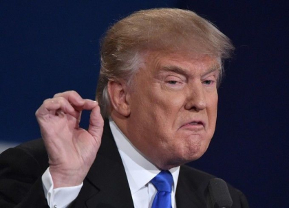 Trump restrictioneaza intrarea studentilor chinezii in SUA si cere anchetarea companiilor chineze Trump restrictioneaza intrarea studentilor chinezii in SUA si cere anchetarea companiilor chineze