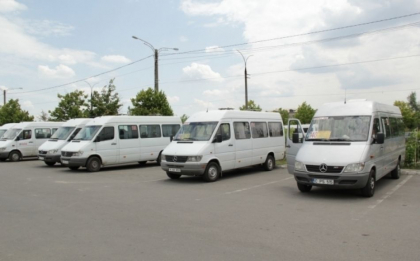 Unele rute municipale de microbuz isi vor schimba itinerarul de la 1 iunie. Iata care sunt modificarile Unele rute municipale de microbuz isi vor schimba itinerarul de la 1 iunie. Iata care sunt modificarile