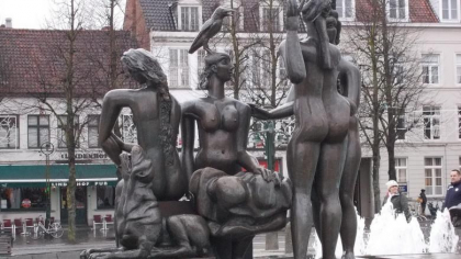 Povestea statuilor de bronz din Bruges: au ajuns topite si vandute la fier vechi de o grupare de hoti din Romania
Povestea statuilor de bronz din Bruges: au ajuns topite si vandute la fier vechi de o grupare de hoti din Romania