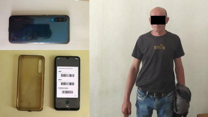 A furat un telefon mobil din buzunarul unui barbat, intr-un spital din capitala. Faptasul a fost retinut si risca 2 ani de puscarie - FOTO