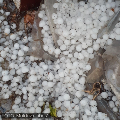 Ploi puternice cu grindina, la Cahul. Meteorologii au emis cod galben - FOTO