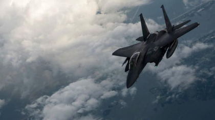 Pilotul avionului F-15 prabusit in Marea Nordului a murit Pilotul avionului F-15 prabusit in Marea Nordului a murit