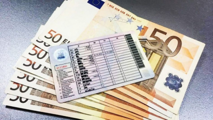 Retinere in flagrant la Edinet. Un barbat risca 6 ani de puscarie dupa ce a luat mita pentru un permis de conducere Retinere in flagrant la Edinet. Un barbat risca 6 ani de puscarie dupa ce a luat mita pentru un permis de conducere