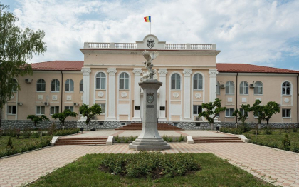COVID-19 a scapat de sub control in Consiliul Raional Falesti. Deputat: "Presedintele raionului este confirmat cu COVID-19, dar a mintit precum ca nu este infectat"