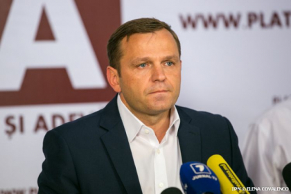 Andrei Nastase spune cine ar putea fi premier in Guvernul asumat de Platforma DA Andrei Nastase spune cine ar putea fi premier in Guvernul asumat de Platforma DA