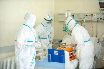 Suntem in stare de alerta, nu e momentul sa ne relaxam! Medic: „Indiferenta poate duce la declansarea unui nou val de epidemii. Alegeti viata, stati alaturi de familie"