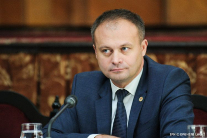 Andrian Candu: Un picut de rabdare si vor fi 51 de voturi pentru demiterea Guvernului Andrian Candu: Un picut de rabdare si vor fi 51 de voturi pentru demiterea Guvernului