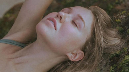 O vloggerita milionara a murit in accident de motocicleta, la 18 ani. Varsta la care a devenit milionara tanara din Rusia O vloggerita milionara a murit in accident de motocicleta, la 18 ani. Varsta la care a devenit milionara tanara din Rusia