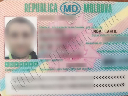Un tanar din Cahul risca sa ajunga la inchisoare, dupa ce a fost prins cu permis de conducere fals: il avea de 6 ani. Ce le-a spus oamenilor legii Un tanar din Cahul risca sa ajunga la inchisoare, dupa ce a fost prins cu permis de conducere fals: il avea de 6 ani. Ce le-a spus oamenilor legii