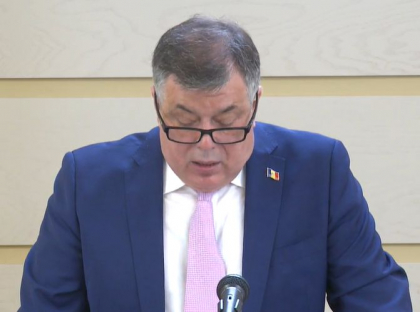 Iurie Renita critica guvernarea ca vrea sa-l numeasca ambasador al Azerbaidjan pe o ruda a bascanei UTA Gagauzia, Irina Vlah - VIDEO Iurie Renita critica guvernarea ca vrea sa-l numeasca ambasador al Azerbaidjan pe o ruda a bascanei UTA Gagauzia, Irina Vlah - VIDEO