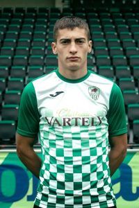 Atacantul moldoveanul Ion Nicolaescu a devenit spaima portarilor din prima liga valorica de fotbal din Belarus. Compatriotul a urcat pe locul 2 in clasamentul golgheterilor