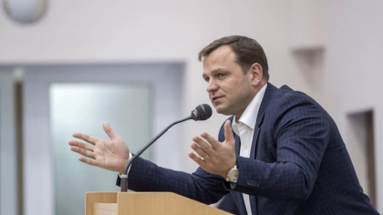 Andrei Nastase indeamna deputatii sa semneze motiunea de cenzura impotriva Guvernului Chicu - VIDEO