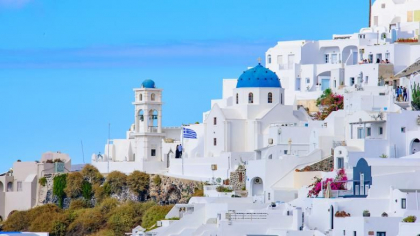 Romanca depistata cu COVID-19 in Creta s-a plimbat 3 zile inainte de a fi pusa in carantina. Spune ca nu a vrut sa-si strice vacanta