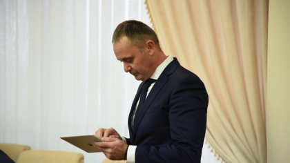 Consilierul lui Ion Chicu pentru comunicare, Vitalie Dragancea, a demisionat Consilierul lui Ion Chicu pentru comunicare, Vitalie Dragancea, a demisionat