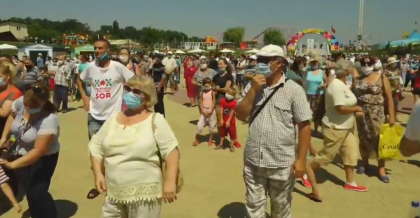 Proteste la Orhei. Cetatenii sunt revoltati de inchiderea OrheiLand-ului. Marina Tauber: "Declaram vot de neincredere guvernarii Chicu" - VIDEO