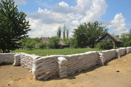 Au stricat intentionat un dig de protectie pentru a-si inunda culturile agricole si a primi ajutor de la stat de 1 milion de lei. Doi barbati din Causeni - retinuti