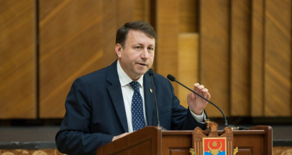 "Timpul motiunii a venit". Igor Munteanu spune ca Igor Dodon se pregateste deja pentru a corupe vointa alegatorilor la scrutinul din toamna "Timpul motiunii a venit". Igor Munteanu spune ca Igor Dodon se pregateste deja pentru a corupe vointa alegatorilor la scrutinul din toamna