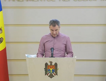 Octavian Ticu depune un denunt catre procurorul general privind actiunile politiei impotriva manifestantilor - VIDEO Octavian Ticu depune un denunt catre procurorul general privind actiunile politiei impotriva manifestantilor - VIDEO